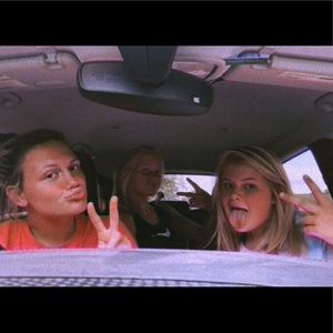 Meet your Posher, Emma